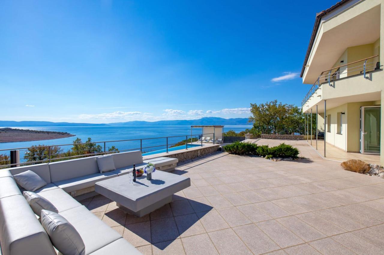 Luxury Villa Ostro With Pool & Krk Bridge View Кралєвиця Екстер'єр фото