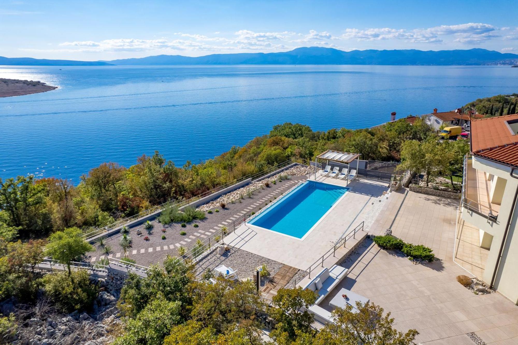 Luxury Villa Ostro With Pool & Krk Bridge View Кралєвиця Екстер'єр фото